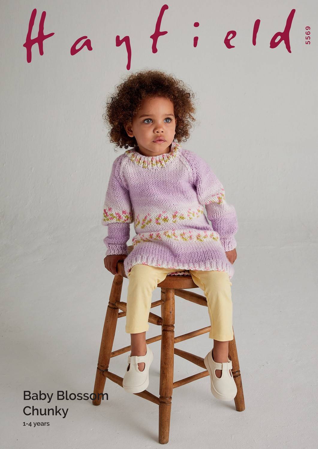 Hayfield Pattern 5569