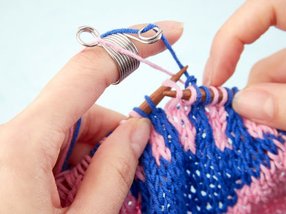 Hemline Knitting Thimble for Stranded Knitting