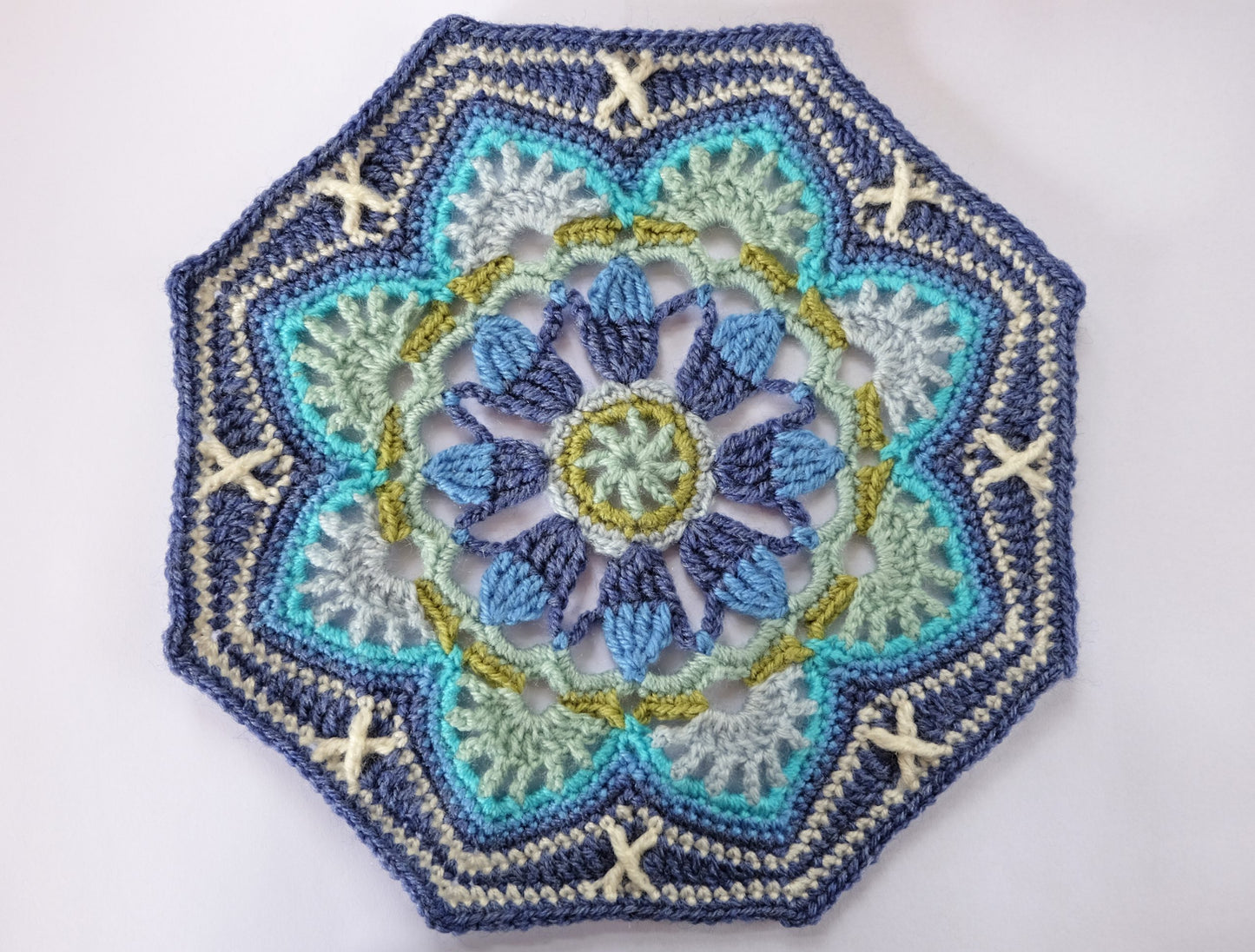 Jane Crowfoot Persian Tiles Blanket Pattern